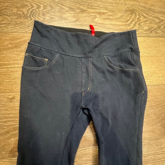 Spanx Jean-is Leggings, Size Medium, Dark Indigo - Picture 3 of 11